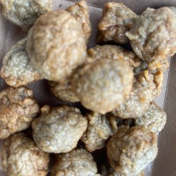 ร้าน ยำ กะ บ๊วย ฮาลาล ผลไม้แช่บ๊วย สด ดอง