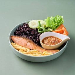 ข้าวไรท์เบอร์รี่น้ำพริกลงเรือ แซลมอล