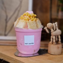 ปังเย็นนมชมพู (ฟรี!! ท็อปปิ้ง)