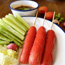 ไส้กรอกแดง จัมโบ้ 3 ไม้