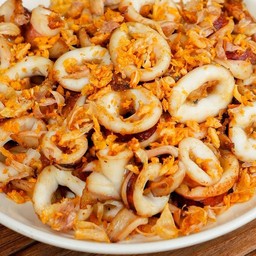 หมึก ทอดกระเทียม