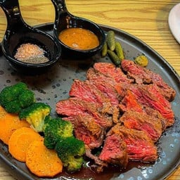 Vela Low & Slow Cooked  อ่อนนุช-วงแหวน