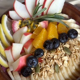 ทรอปปิคอลโบลว์