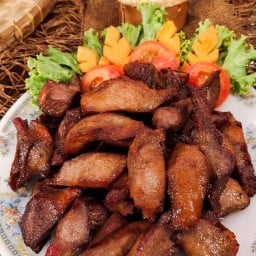 อาอีซะห์ รสเด็ด(ลิ้นวัวแดดเดียวทอด) ตลาดชลประทาน