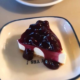 Blueberry Cheese Pie บลูเบอร์รี่ชีสพาย