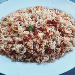 ข้าวผัดซอส   XO.  หมู  หรีอ ไก่