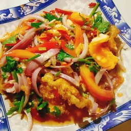 ยำไข่ดาว