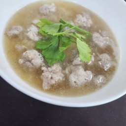 ข้าวต้มหมูสับ