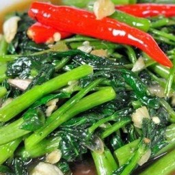 ผัดผักบุ้งไฟแดง