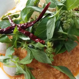 ขนมจีนน้ำยากะทิ มีขายเฉพาะ ศุกร์ เสาร์ อาทิตย์