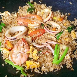 ข้าวผัดทะเล (โบราณ)