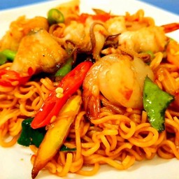 มาม่าขี้เมา(มาม่า 1 ก้อน) (ใส่เนื้อสัตว์ตามที่ชอบ)