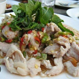 ยำหมูชิ้น