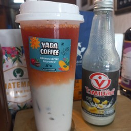 ชานมเจ  ใส่นมถั่วเหลืองงาดำ  รสชาติอร่อย