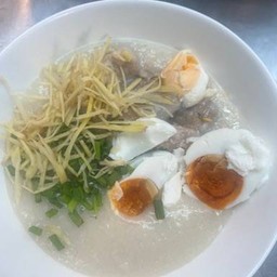 โจ๊กหมูล้วนไข่เค็ม