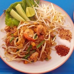 ผัดไทยเชฟมีเกียรติ -