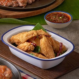 ปีกไก่ทอดน้ำปลา