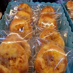 ขนมปัง หมูหยองน้ำสลัด