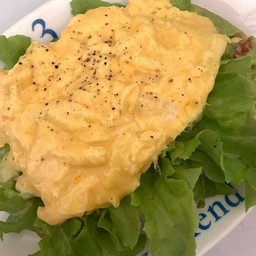 อโวคาโด้โทสตไข่คน