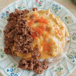 ข้าวกะเพราหมูสับไข่ข้น+ไข่กุ้ง