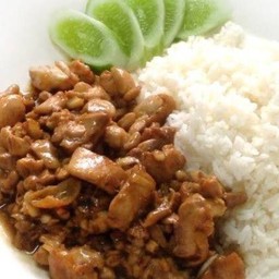 ไก่ผัดหวาน(ราดข้าว)
