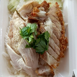 ข้าวมันไก่ + หมูกรอบ