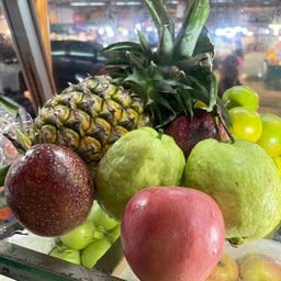 Smoothie station ตลาดศรีวารี