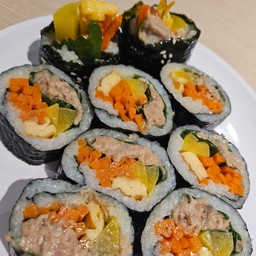 Chamchi  kimbap