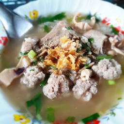 ข้าวต้มทรงเครื่อง