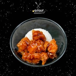 ข้าวไก่กรอบผัดน้ำมันหอย