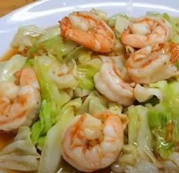 ข้าว กะหล่่ำปลีผัดกุ้ง