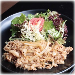 หมูผัดซอสขิง