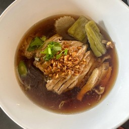 ก๋วยเตี๋ยวไก่มะระ (เนื้ออกไก่ล้วน)