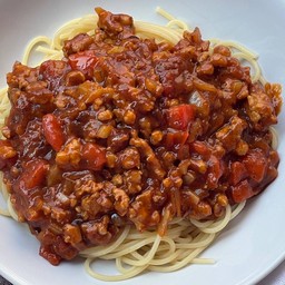 สปาเก็ตตี้ผัดซอสหมูสับ