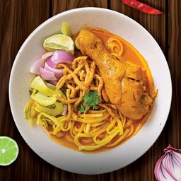 ข้าวซอยไก่  พิเศษ