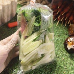 ชุด แตงกับโหระพา