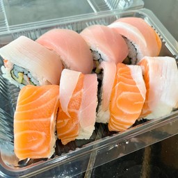 Rainbow Roll 8p เรนโบว์โรล 8 ชิ้น
