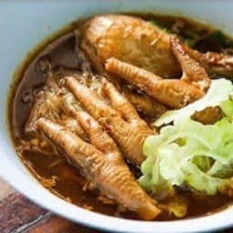 ก๋วยเตี๋ยวเรือสามสมุทร ซ.นวลทอง 22 ติดกับเซเว่น ซอยนวลทอง 22