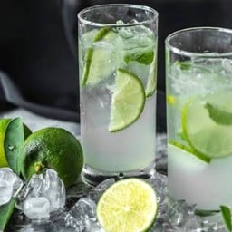 สถานี ชา กาแฟ (บางแพ)