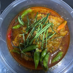 แกงคั่วพริกใต้เผ็ดๆๆซี่โครงหมู 200 กรัม