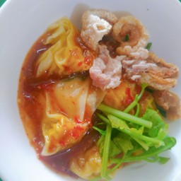 สุกี้เกี๊ยวหมูสดน้ำจิ้มเด็ดๆ