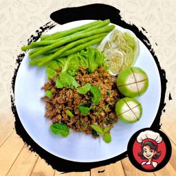 ลาบเหนือ  (สามารถระบุได้ค่ะ รับหมูหรือ เนื้อ)