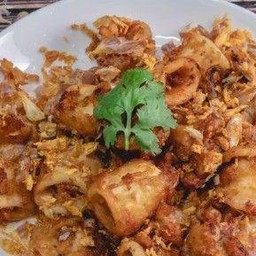 หมึกทอดกระเทียม