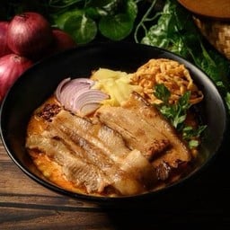 ข้าวชอยหมูชาชู