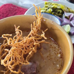 ข้าวซอยหมู(กระดูกอ่อน)