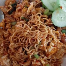 มาม่าผัด