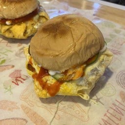 ราชาเบอร์เกอร์ ตลาดต้นสน