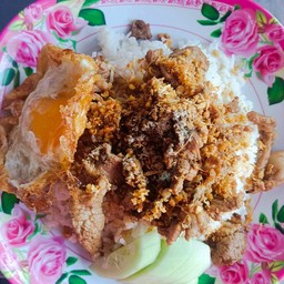 ข้าวหมูกระเทียม