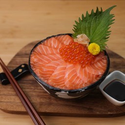 Salmon Ikura Don