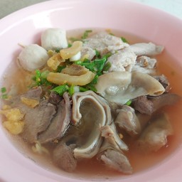 เตี๋ยวหมูมีตังค์